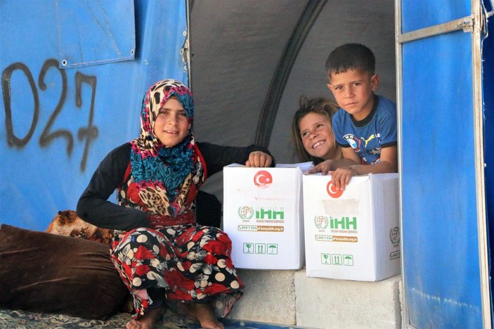 İHH’den İdlib’deki ailelere gıda yardımı -5
