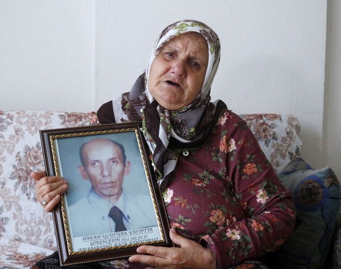 Oğlu 10 yıldır kayıp anne: Öldüyse mezarı olsun, bu belirsizlik beni öldürdü -1