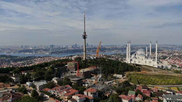 Çamlıca'da 40 yıldır hizmet veren TRT verici kulesinin sökümüne de başlandı -10