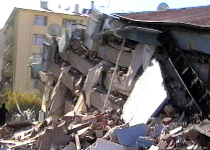 Van'daki depremin 9'uncu yılında yeni görüntüler ortaya çıktı -3