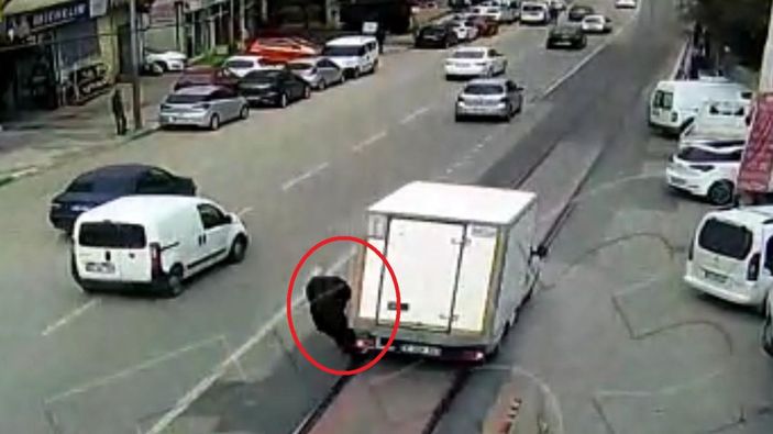 Yaşlı adamın hayatını kaybettiği kaza kamerada -1