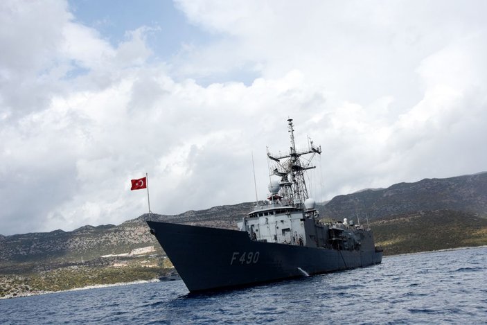 Türk savaş gemileri, Akdeniz'de bekliyor -7