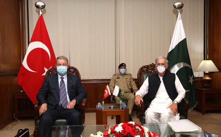 Bakan Akar, Pakistan Savunma Bakanı ile görüştü -1