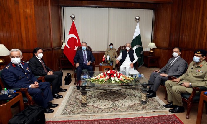 Bakan Akar, Pakistan Savunma Bakanı ile görüştü -2