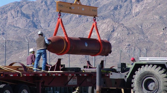 ABD'den İsrail'e 14 bin tonluk bomba hediye -1