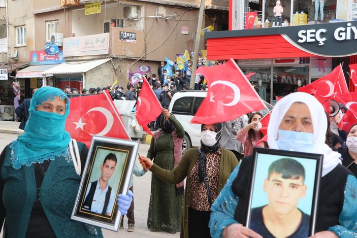 HDP'li milletvekili, kadınların teröre tepki eylemini engellemek istedi -2