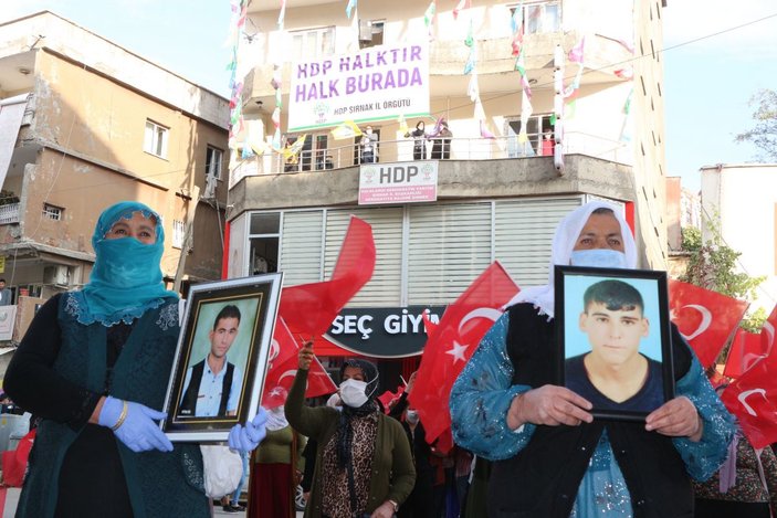 HDP'li milletvekili, kadınların teröre tepki eylemini engellemek istedi -8