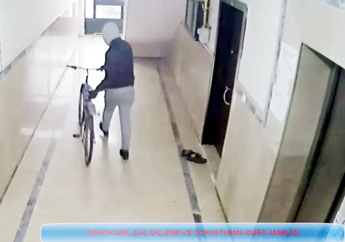 Apartmanlardan bisiklet hırsızlığı kamerada -1