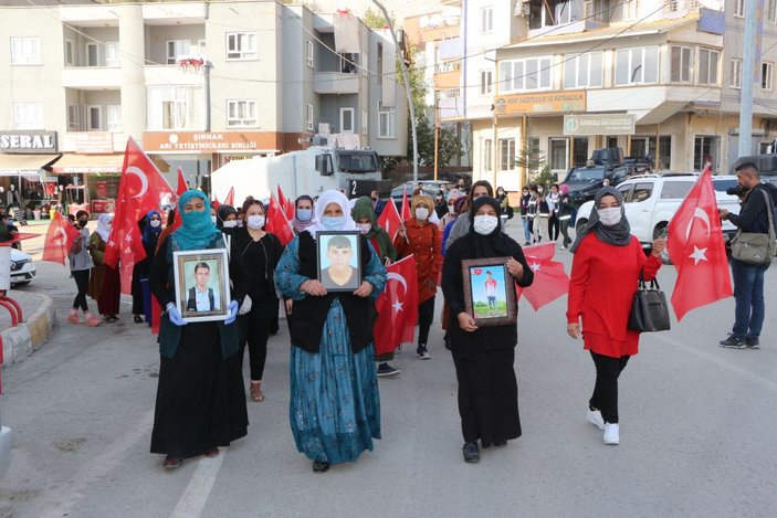 HDP'li milletvekili, kadınların teröre tepki eylemini engellemek istedi -3