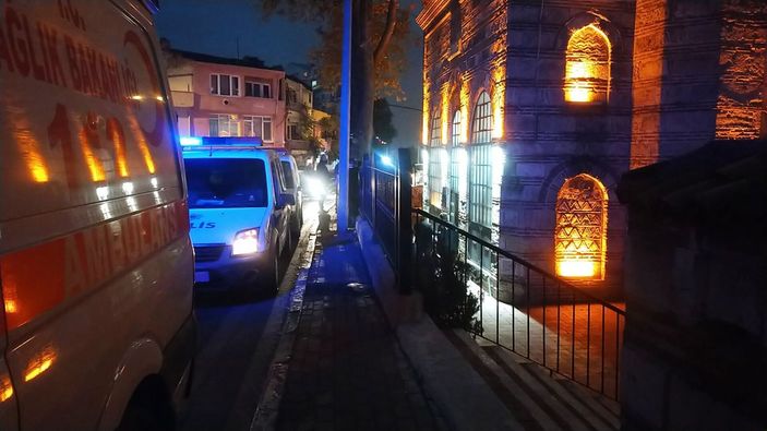 Eski eşi konuşmak istemeyince, not bırakıp camide kendini astı -6