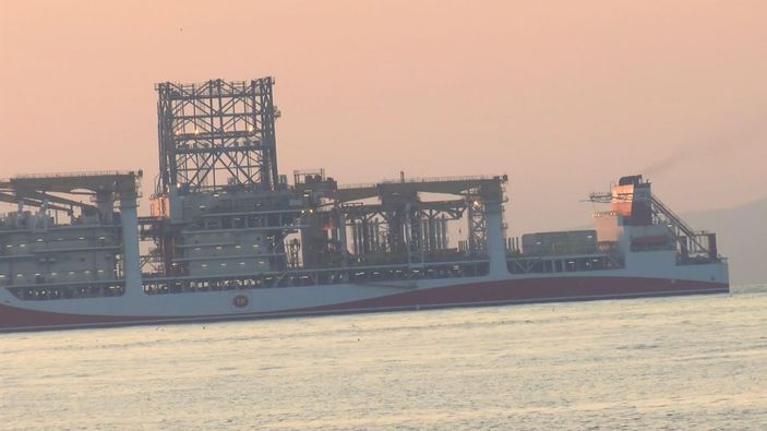 d Kanuni Sondaj Gemisi Kadıköy açıklarında demirledi -4