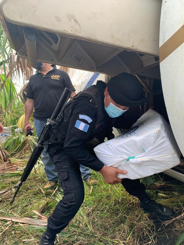 Guatemala özel jet kokain