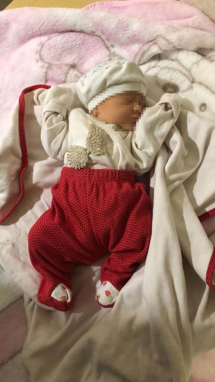 Samsun'da bir kadın, 3 günlük bebeğini tuvalete bıraktı