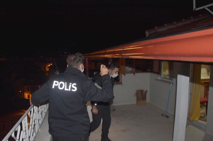 Kütahya’da kumar oynarken yakalanan 14 kişiye 65 bin 240 lira ceza -9