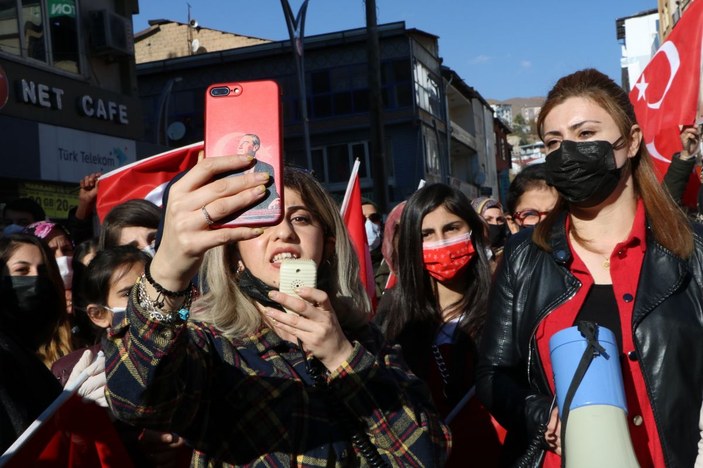 Hakkari'den Diyarbakır'daki annelere destek yürüyüşü -5