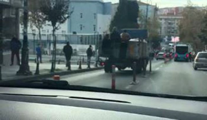 Kamyonet kasasında tehlikeli yolculuk -3