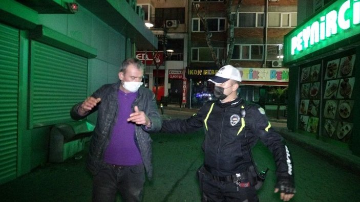 Bursa'da 10 dakika içinde 4 farklı ceza yiyen sürücünün otomobili bağlandı