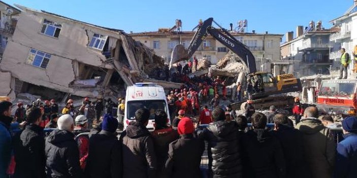 Elazığ'daki depremde yıkılan Dilek Apartmanı soruşturmasında sanıklar birbirlerini suçladı -3