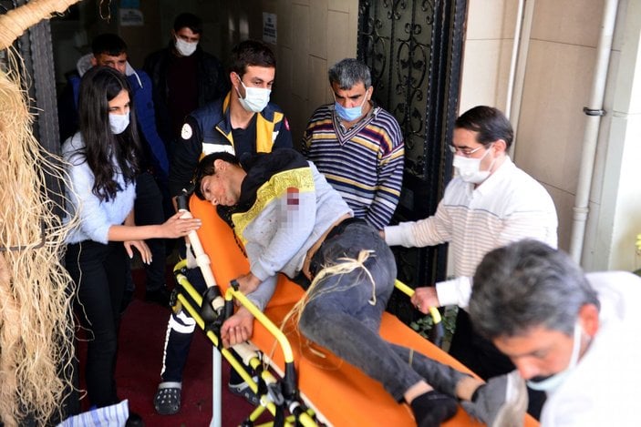 İki kardeş kavgada yaralandı, ilk müdahaleyi bölgeden geçen sağlıkçılar yaptı -9