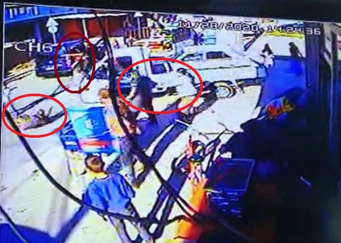 Bursa'da 4 kişinin yaralandığı silahlı çatışmanın görüntüleri ortaya çıktı -1
