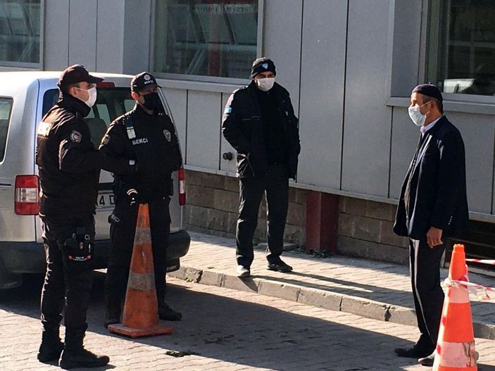 Karantina süresinin dolmasına 1 gün kala PTT'ye gitmiş -2