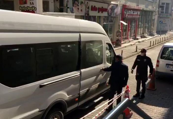 Karantina süresinin dolmasına 1 gün kala PTT'ye gitmiş -3