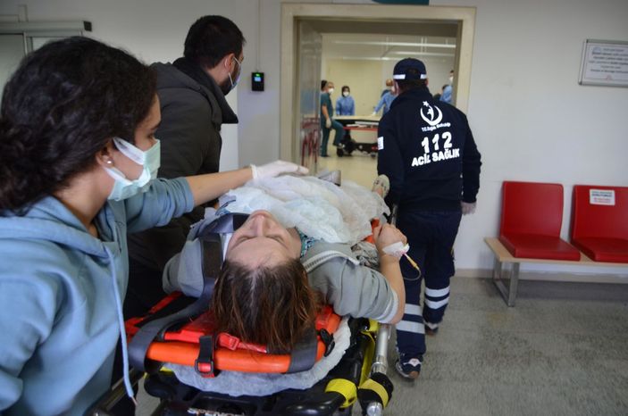 Tüfeğini temizlerken eşini vurup, kaçtı -2