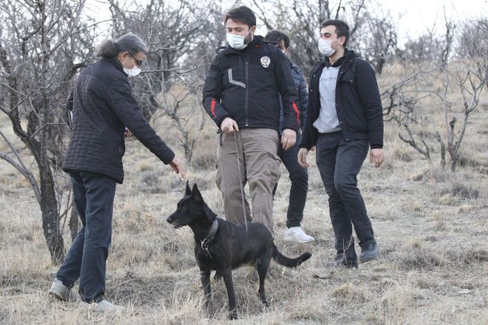 d Ankara'da dağlık arazide insana ait kafatası bulundu