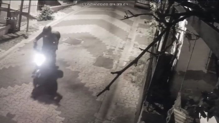 Ataşehir'deki motosiklet hırsızlıkları kamerada -3