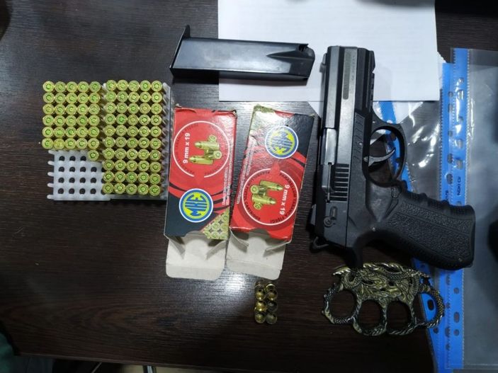 Ruhsatsız tabanca ile domuzlara ateş eden şahsa idari para cezası kesildi -2