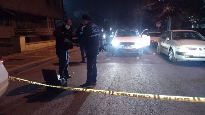 Babalarına kızıp havaya ateş açan iki kardeş gözaltına alındı -2