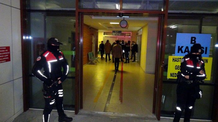 Yurt dışına kaçarken Edirne'de yakalanan DHKP-C'li avukat Ünsal, adliyeye sevk edildi -6