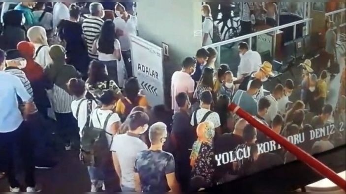 Kabataş İskelesi’nde organize yankesicilik