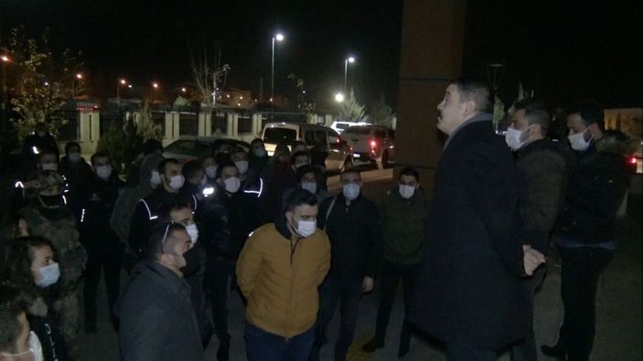 Muş polisinden uyuşturucu tacirlerine şafak operasyonu: 6 tutuklama -11