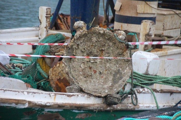 Bodrumlu balıkçıların ağına mayın takıldı
