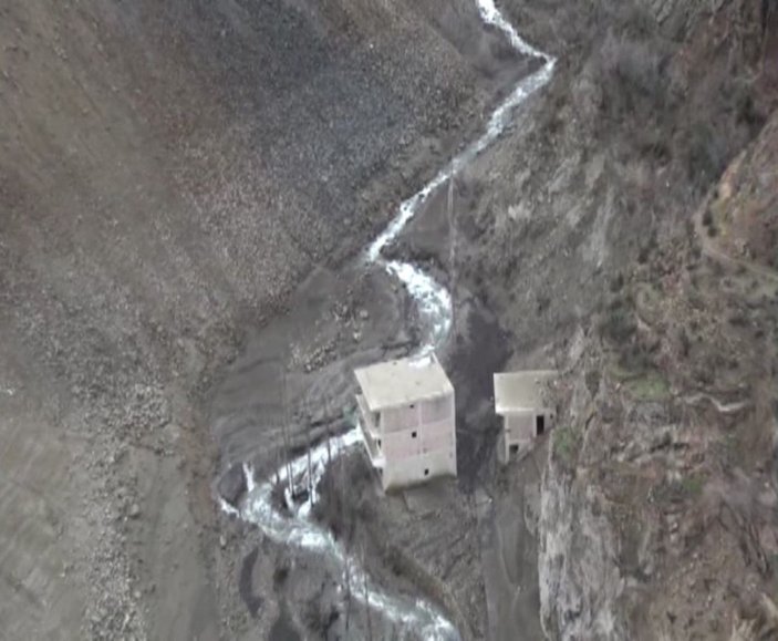 Artvin'de barajlardaki su seviyesi düştü -7