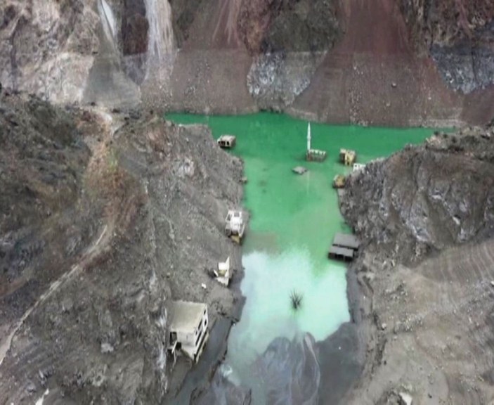 Artvin'de barajlardaki su seviyesi düştü -5