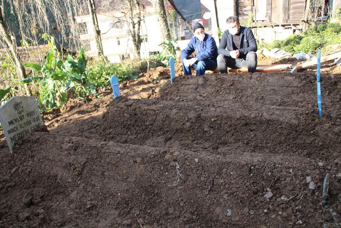 Aynı aileden 6'ncı kişi de koronavirüsten hayatını kaybetti -3