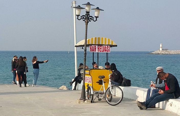 Kuşadası'nda güneşi gören sahile koştu -3