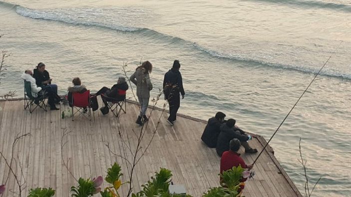 Kuşadası'nda güneşi gören sahile koştu -6