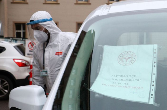 Filyasyon ekibi, koronavirüs testi pozitif olan kişiyi halayda bulmuş -2