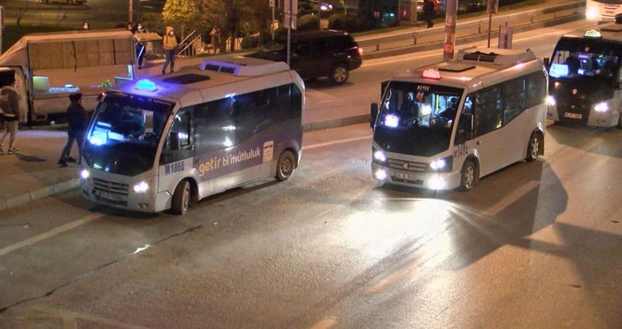 İstanbul'da fazla yolcu taşıyan  minibüslerin görünmezlik hilesi -8