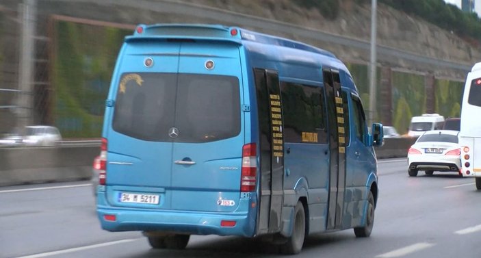 İstanbul'da fazla yolcu taşıyan  minibüslerin görünmezlik hilesi -6