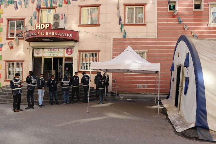 Evlat nöbetindeki anne: Kardeşin askere gidecek, onu mu öldüreceksin -3