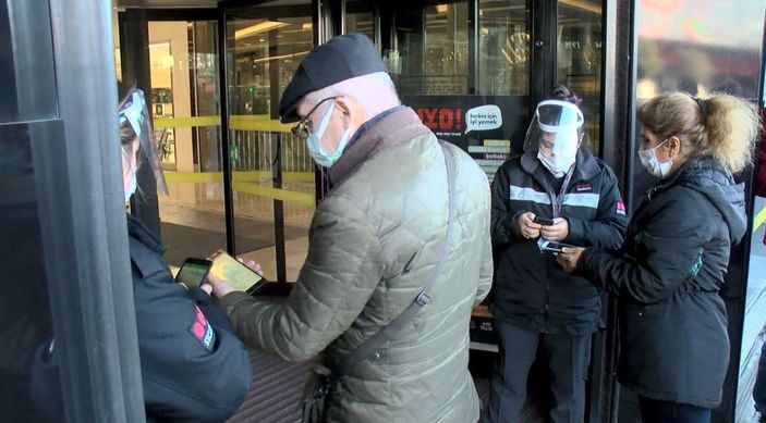 AVM'lerde yılbaşı yoğunluğu -1