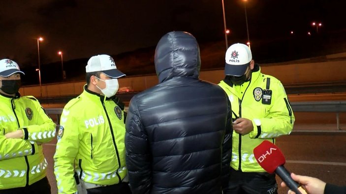 İstanbul'da alkolmetreye üflemeyen sürücü, ehliyetinden oldu