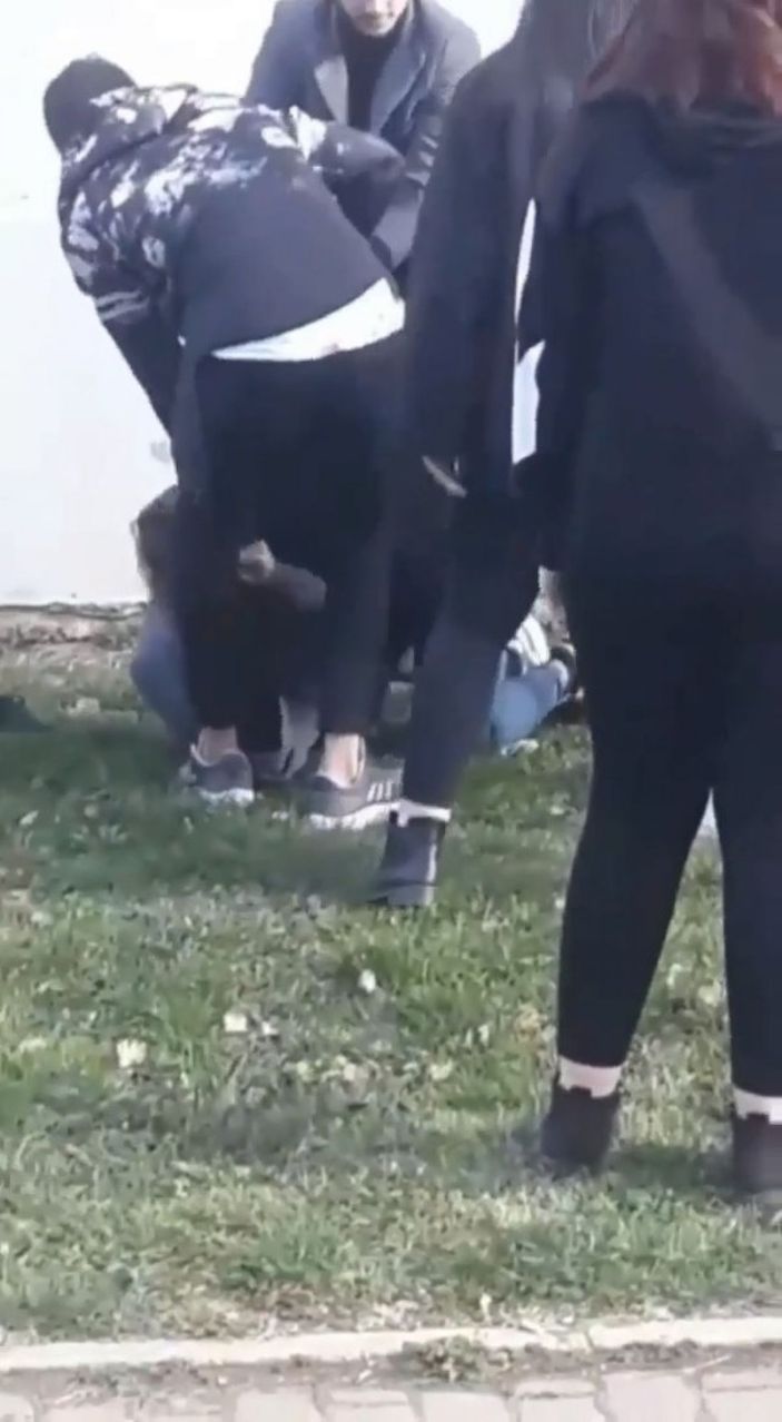 Bursa’da kızların sevgili kavgası