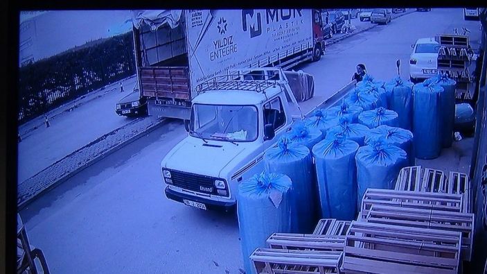 Bursa nakliye kamyonu kaza