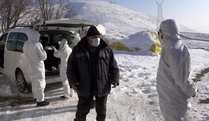 Filyasyon ekipleri, karlı dağları aşıp, hastalara ulaşıyor -10
