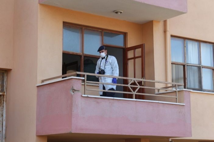 Şilili turist Antalya’da kaldığı evde ölü bulundu -3